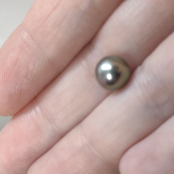 Tahitian Pearl Cultured 8mm Round Grey Radiant Colors JTV Jewelry Gems Shell - Picture 4 of 6